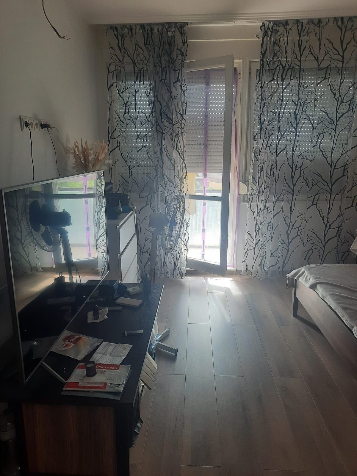 Modern Studio Apartment with All Utilities Included