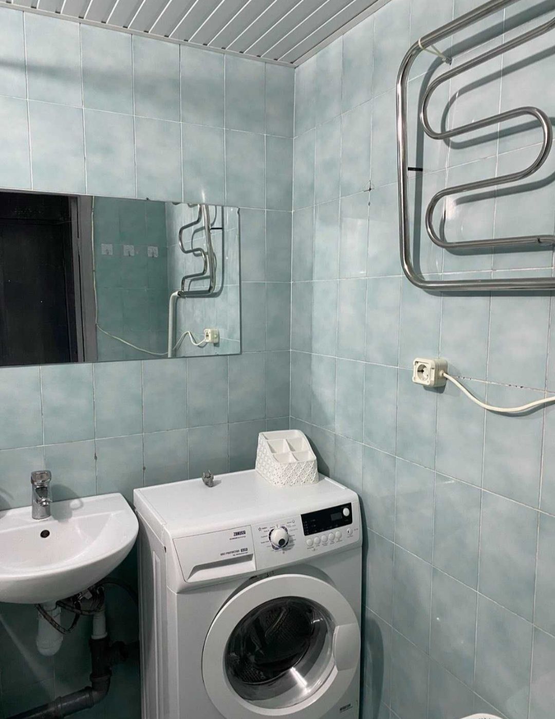 3-Room Apartment in Vuzovsky District with Balconies and Air Conditioning