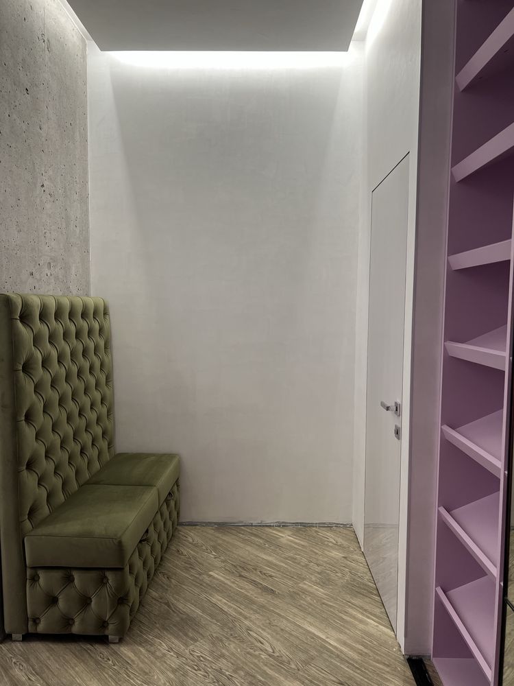 Spacious 3-Room Apartment in Novopecherskie Lipki with Premium Design