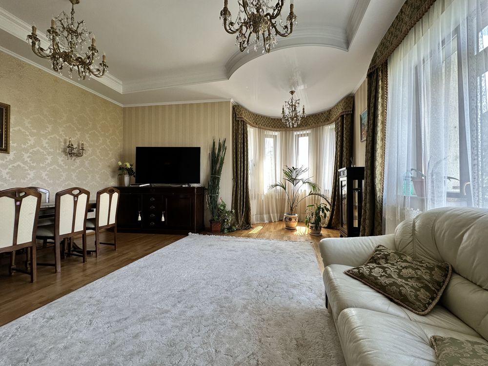 2-Bedroom City Center Apartment with Premium Features