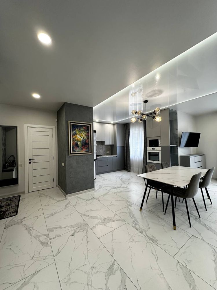Spacious 1-bedroom apartment in Lviv city center with modern amenities