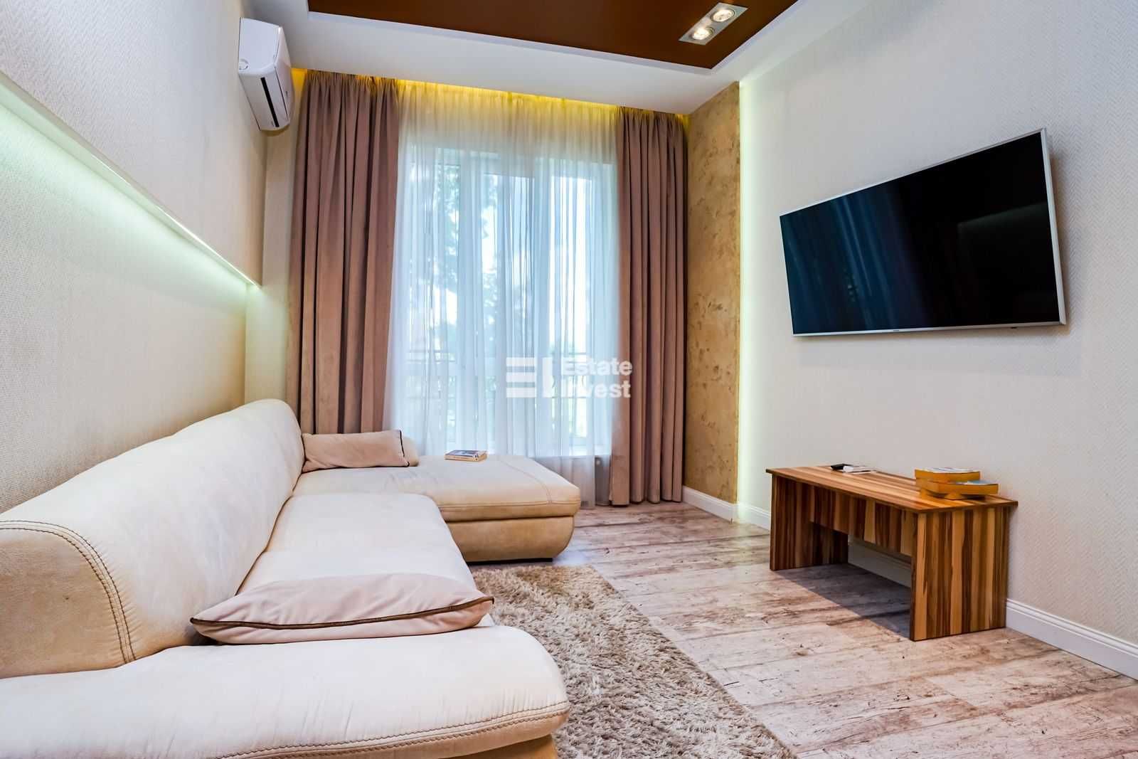 One-bedroom apartment in Posolskyi Complex with studio kitchen