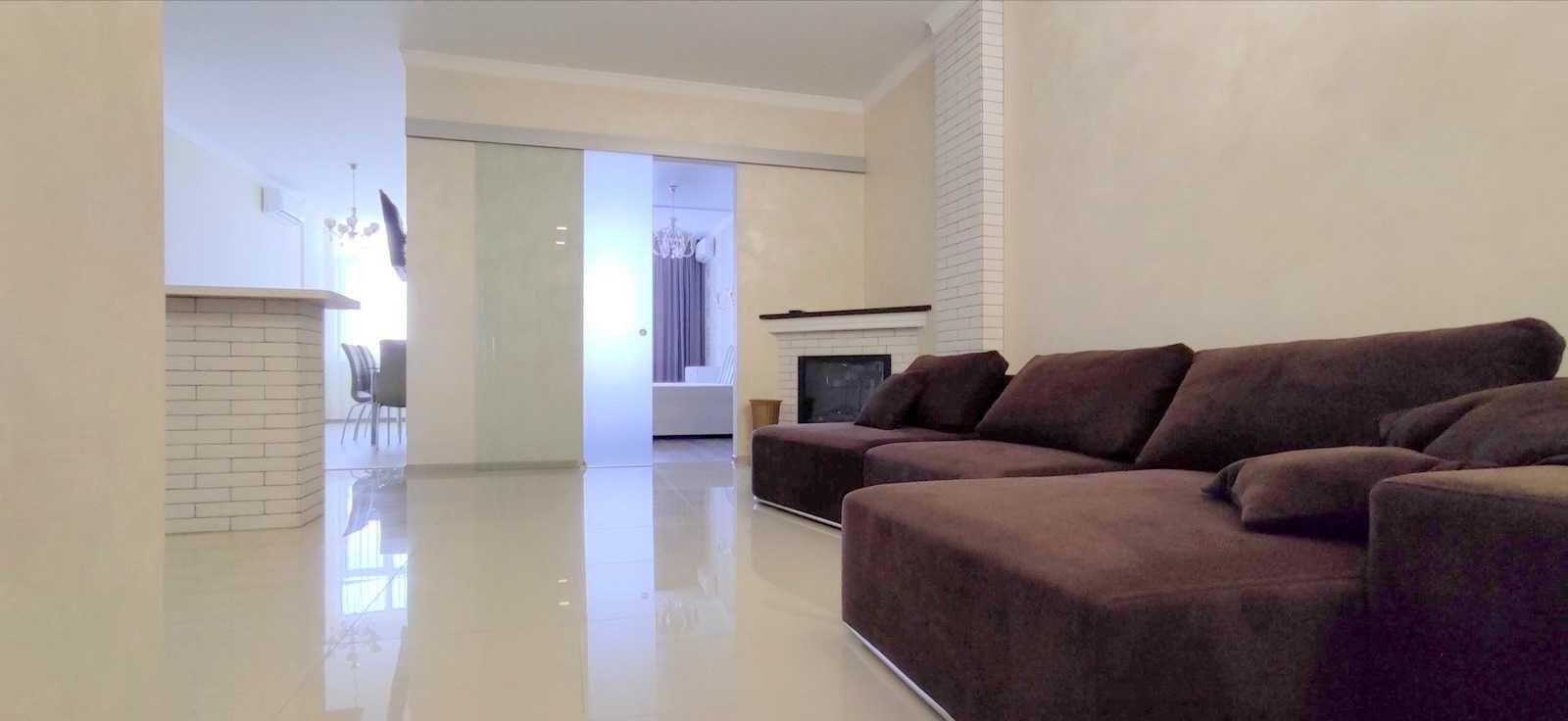 Spacious 80m² Apartment with Sea View Near Beach