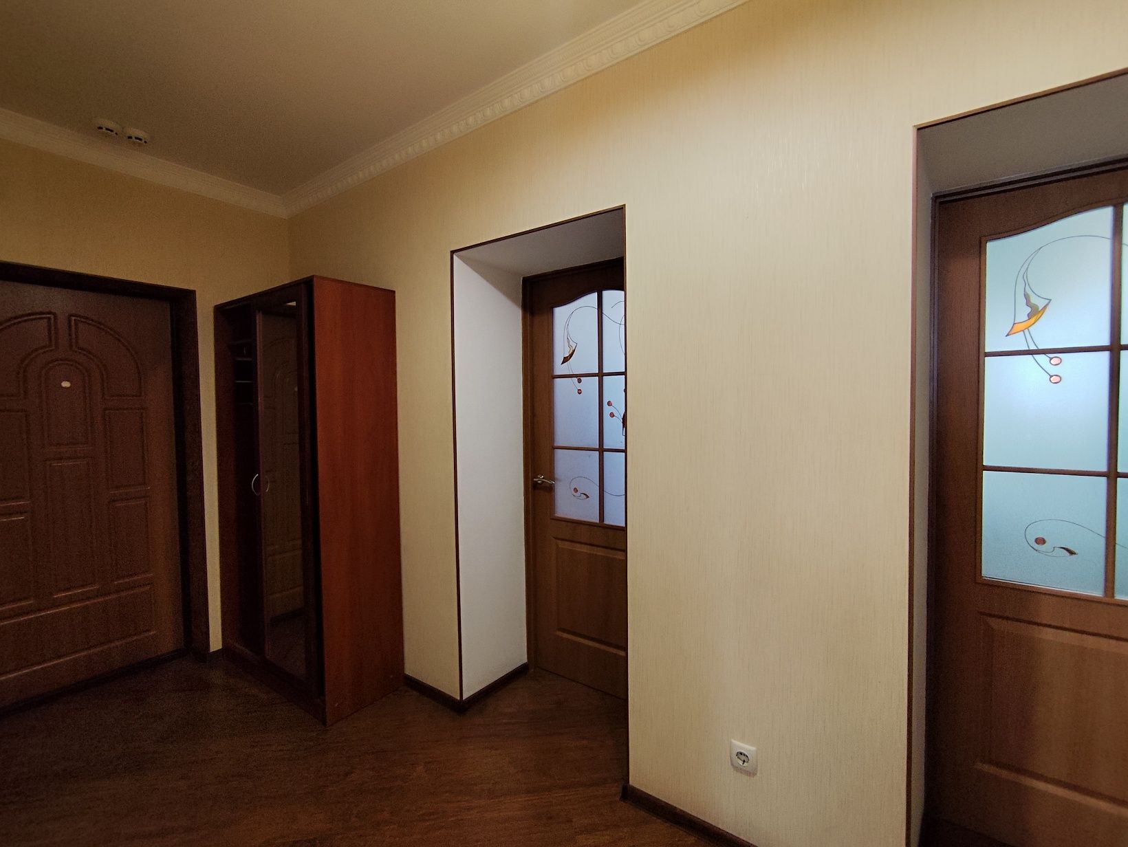 Spacious 2-room apartment in Sofiyivska Slobidka residential complex