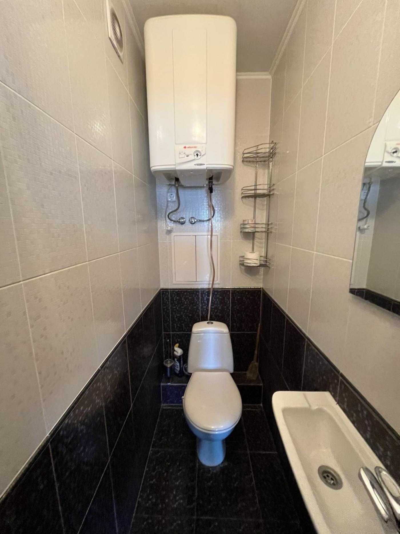 3-room spacious apartment with designer interior and multiple amenities