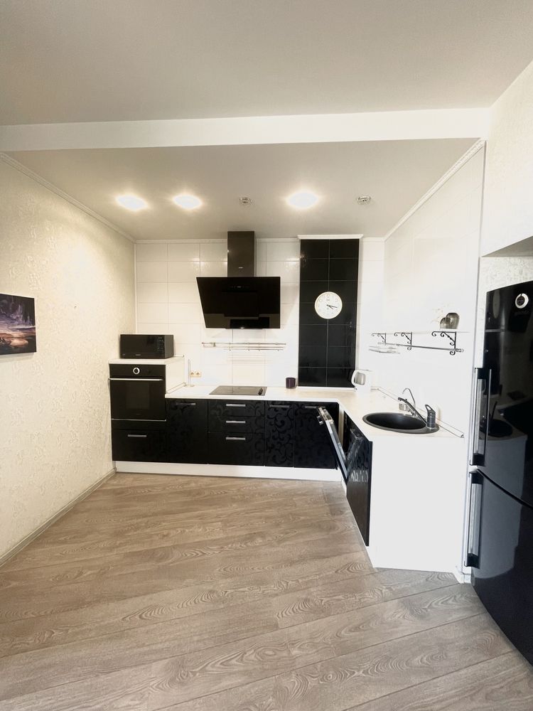 Luxurious 3-Bedroom Apartment with River View