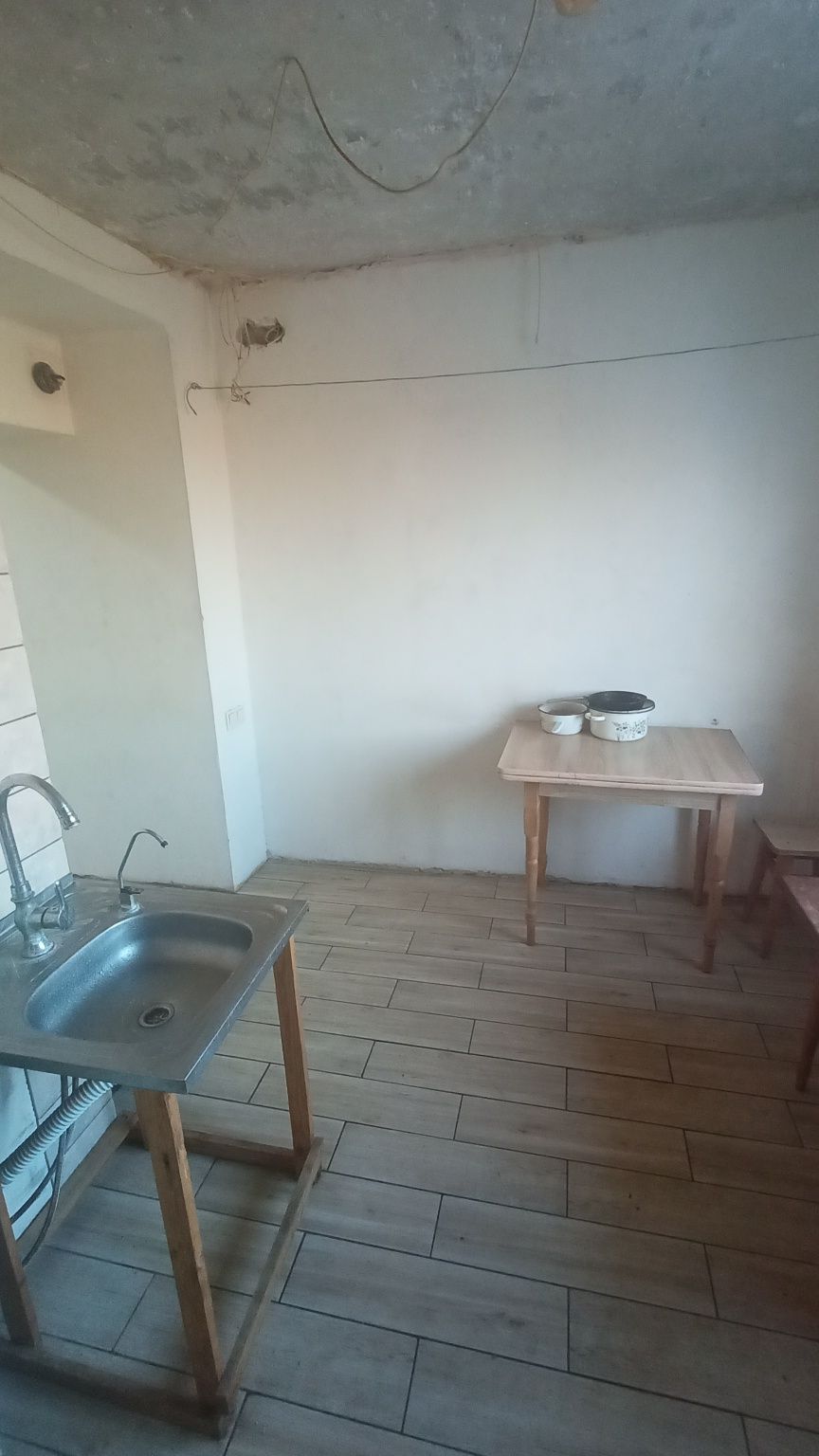 Apartment near Polyclinic 2 on 8th floor with elevator