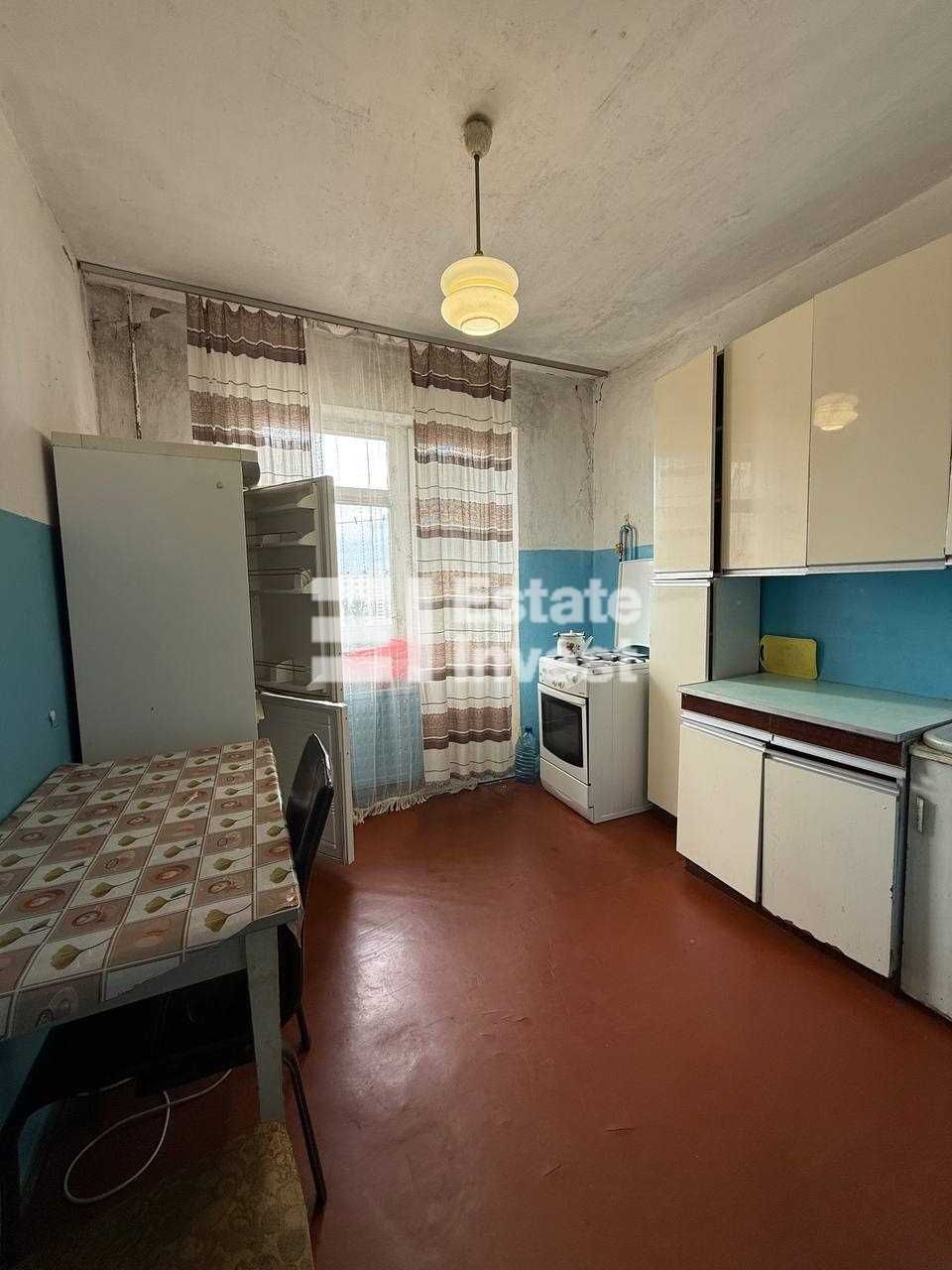1-bedroom apartment near Heroiv Dnipra metro station
