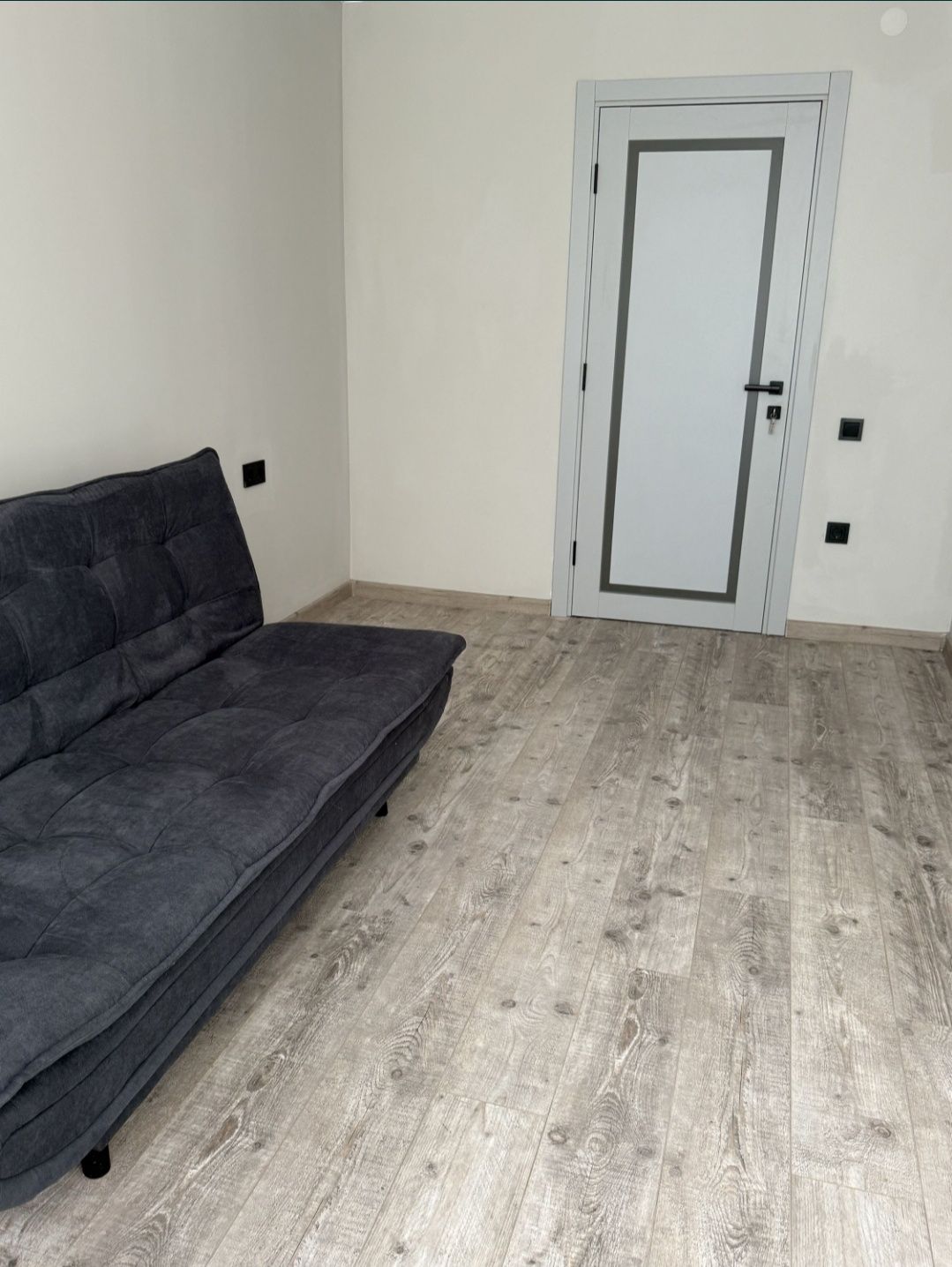 Cozy 2-bedroom apartment near Dastor Shopping Center