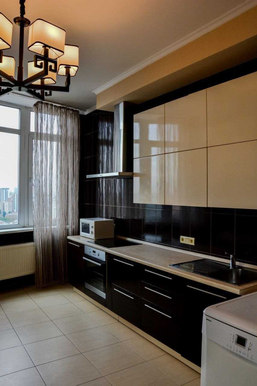 Cozy 2-Room Apartment in Kiev's Kudryavsky Descent