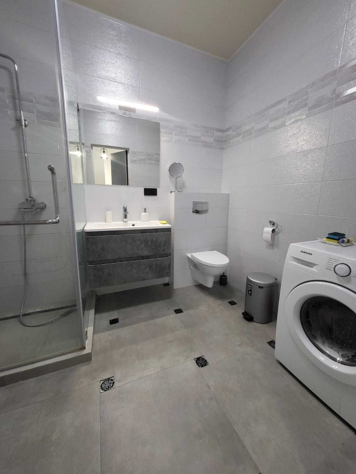 1-Bedroom Apartment on Zelena Street with VIP-Class Amenities