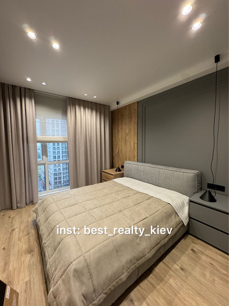 Elegant 3-bedroom apartment in Holosiivskyi district, Nova Anglia Complex
