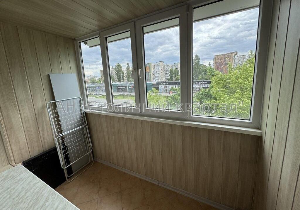 Two-room apartment near Politekhnichnyi Institute metro station