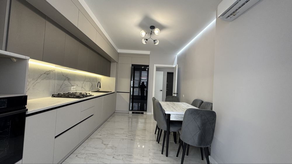 2-Room Apartment in City Center, Fully Furnished, New Building