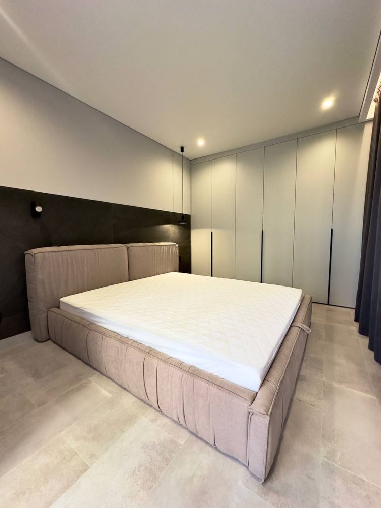 Spacious 1-Bedroom Apartment in Continent Complex