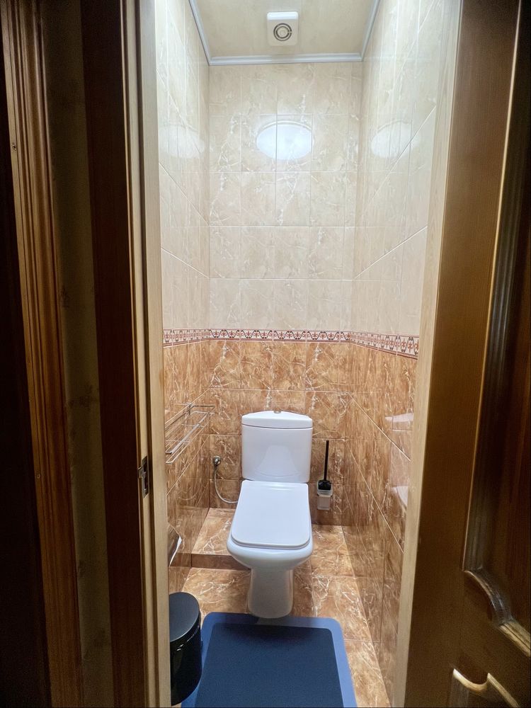 3-Room Apartment in Poltava City Center with Botanical Garden View