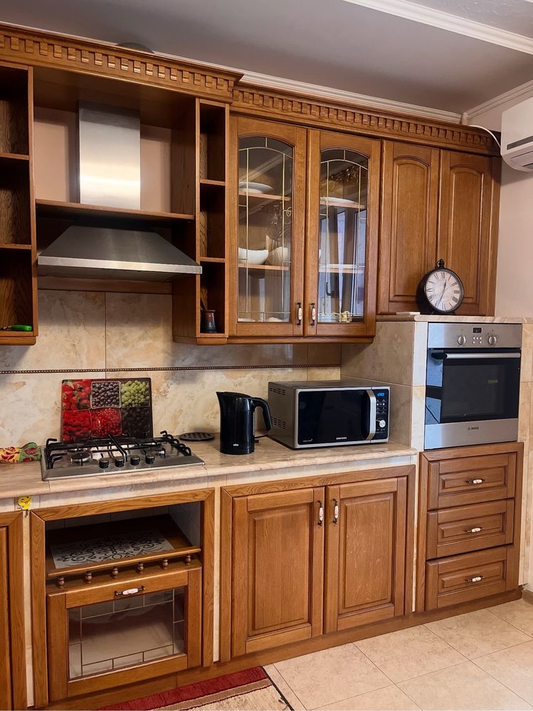 2-Room Apartment with Kitchen Studio on Holovatsky Street