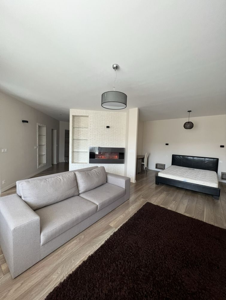 Spacious 1.5-room apartment with euro renovation and full furnishing