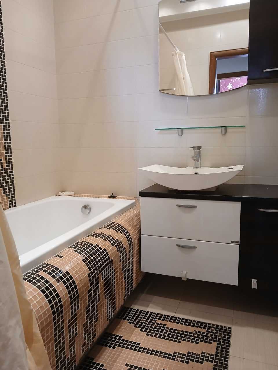 Spacious 3-Room Apartment near Lviv Historic Center