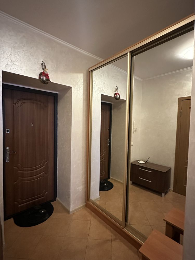 1-Bedroom Apartment on Kruhla Street, New Building, 9th Floor