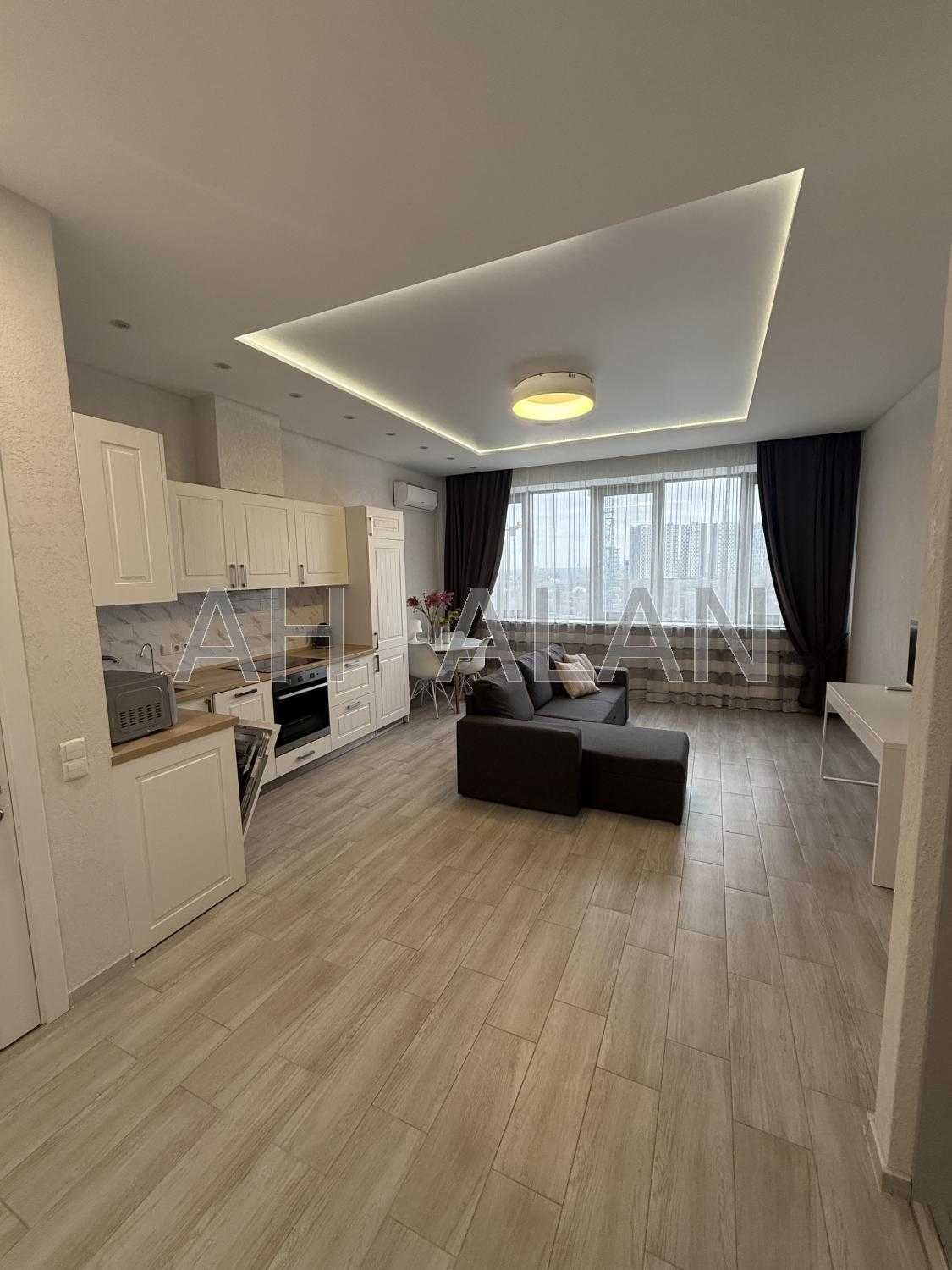 2-комнатная квартира с евроремонтом рядом с метро Осокорки, ЖК RiverStone