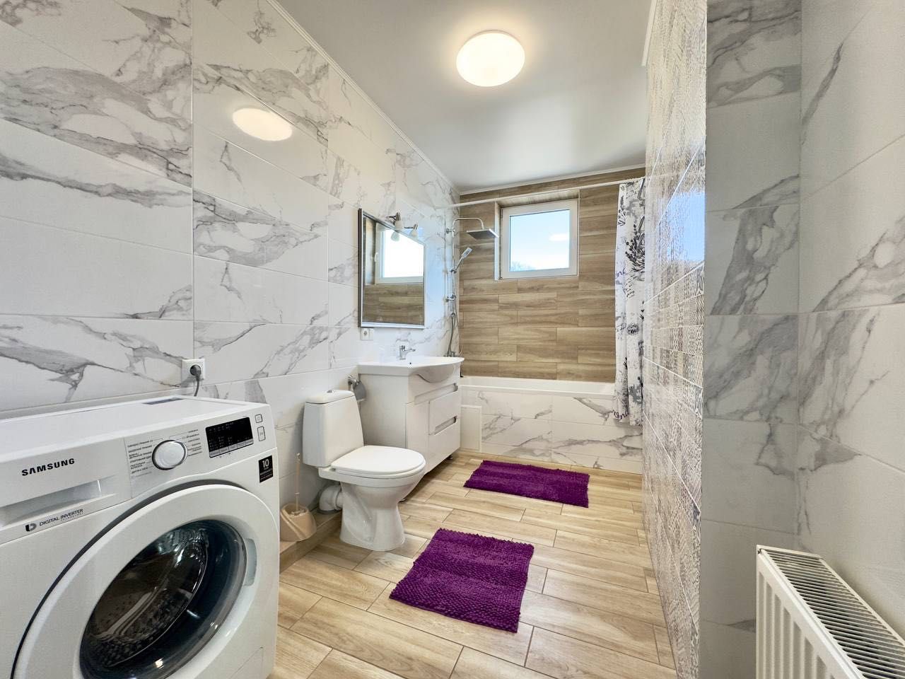 1-Bedroom Apartment with Separate Kitchen, Balcony, and Full Appliance Set