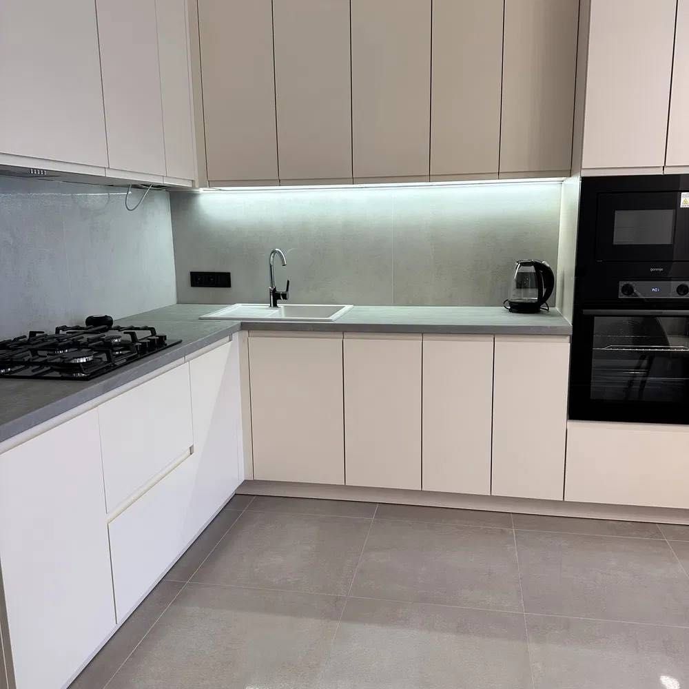 Modern 1-Bedroom Apartment in Safe Town Complex