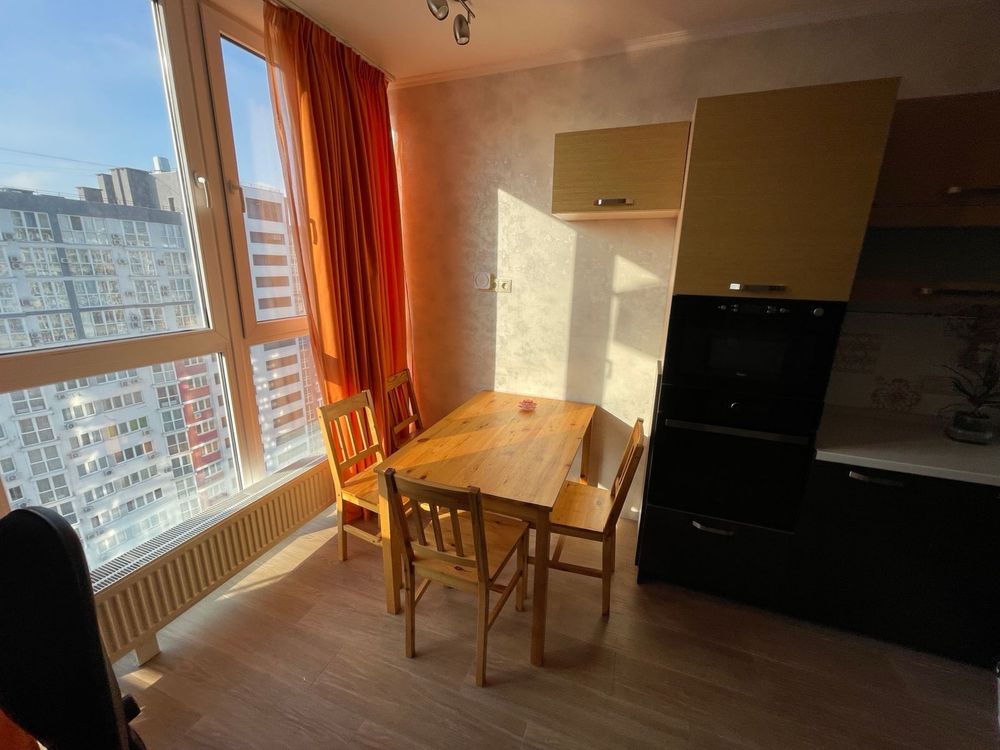 Spacious 1-Bedroom Apartment in Poznyaki District, Kyiv