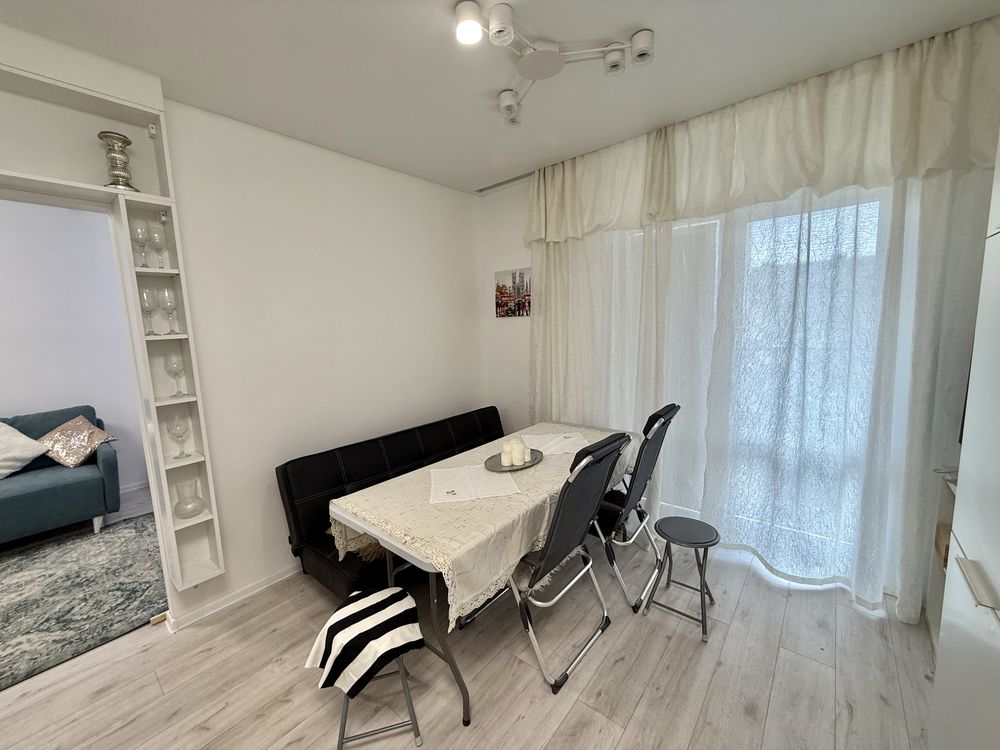 1-Bedroom Apartment in Avalon Complex, Chornovola Street