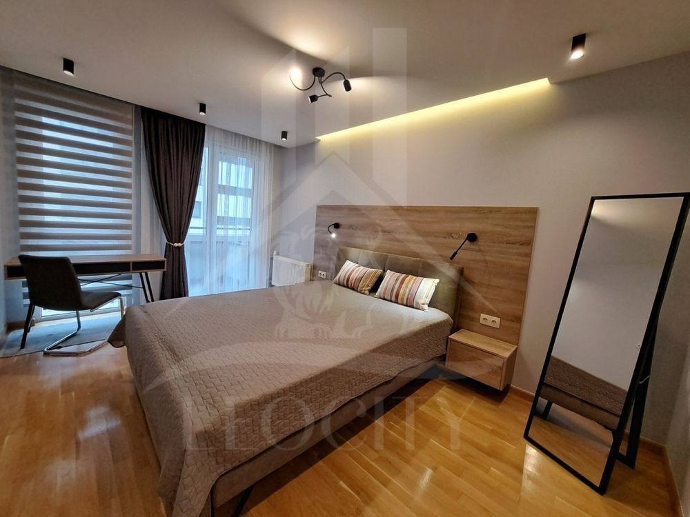 Stylish Business-Class 1-Bedroom Apartment with Designer Renovation