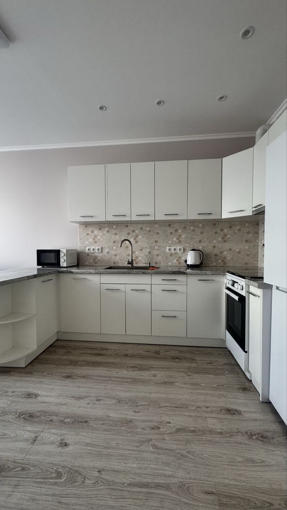 Modern 1.5 Room Apartment in New Building Complex
