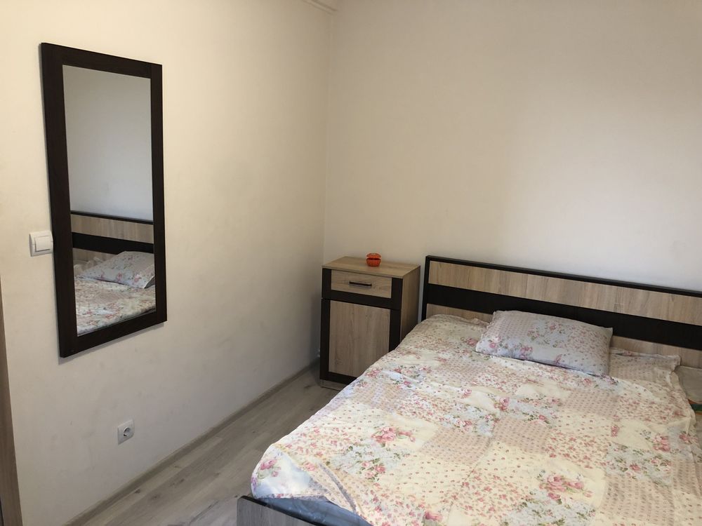 Spacious 3-Room Apartment with Two Balconies on Ivan Franko Street
