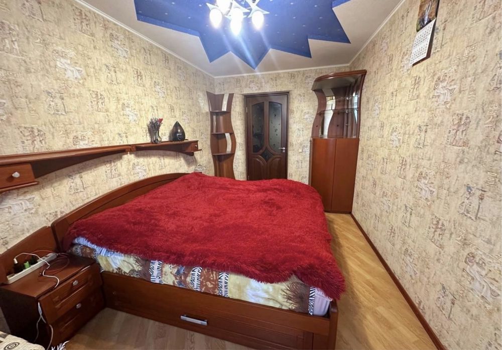 Spacious 3-Bedroom Apartment Near Metro Station