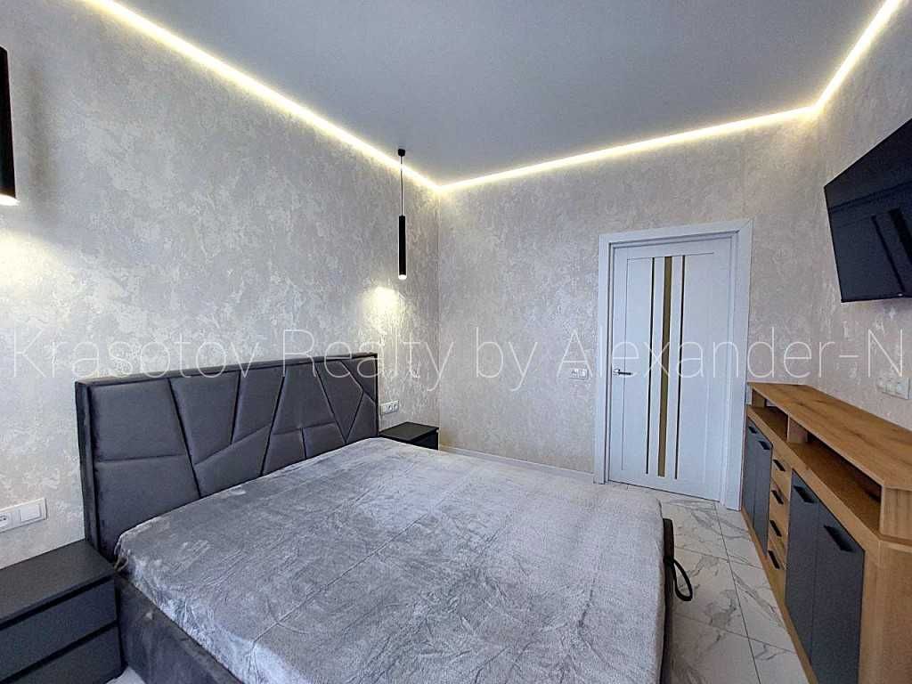 Modern Apartment in Prestigious Rodos Complex, 24th Floor, City View