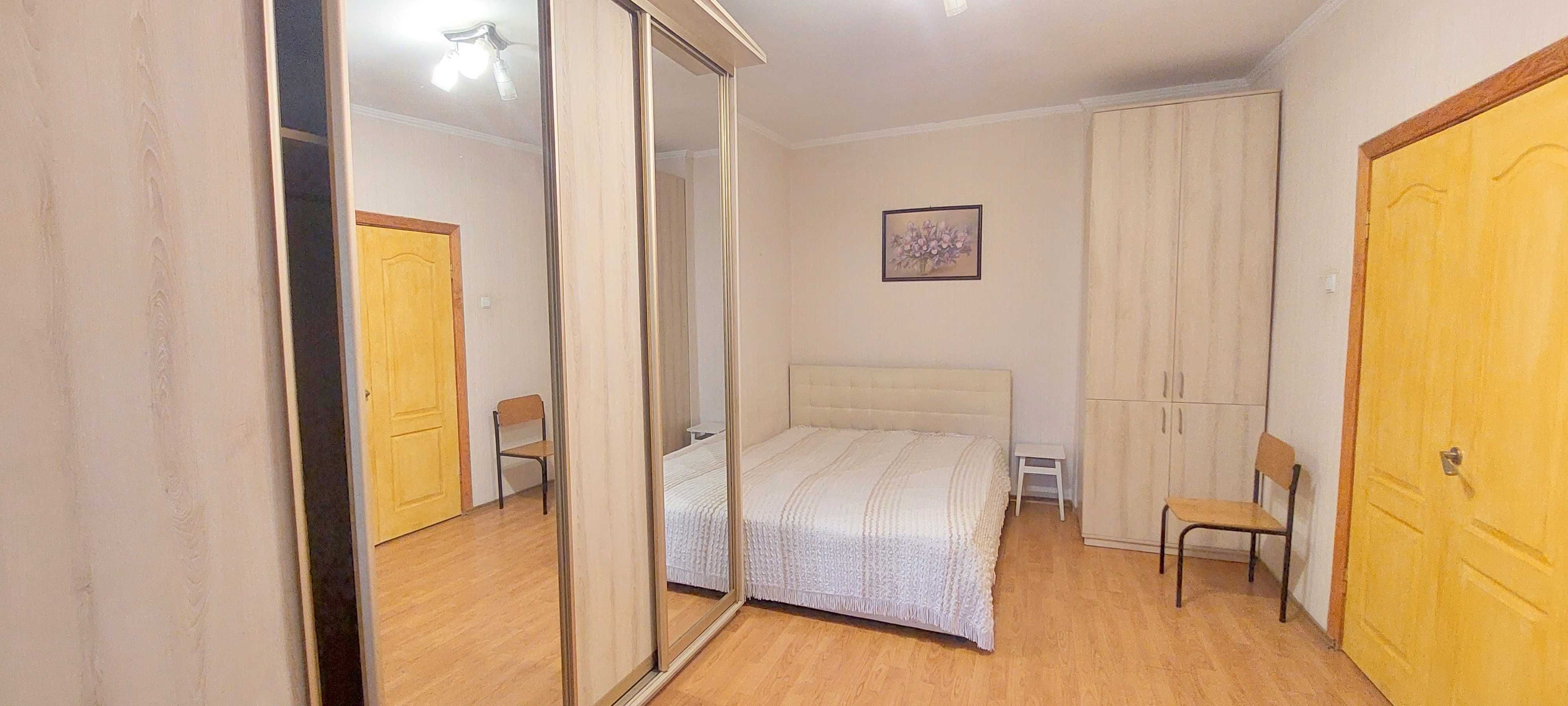 Cozy 1-bedroom apartment near Kyiv in Vyshnevyi