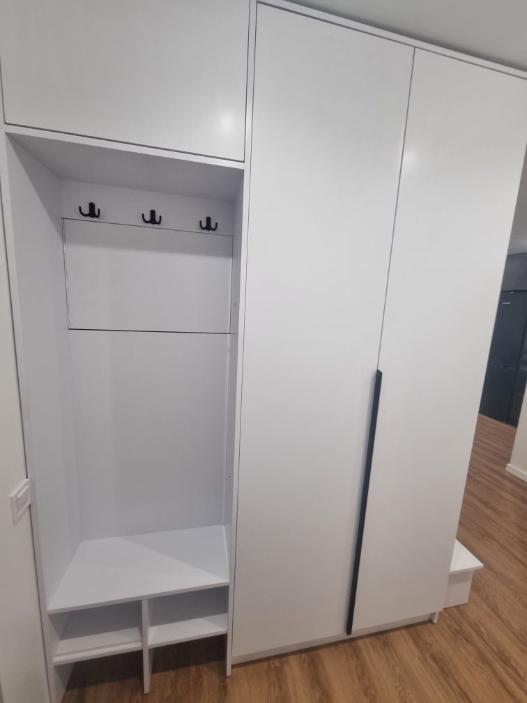 Furnished 1-Room Apartment with Designer Renovation and Built-in Appliances