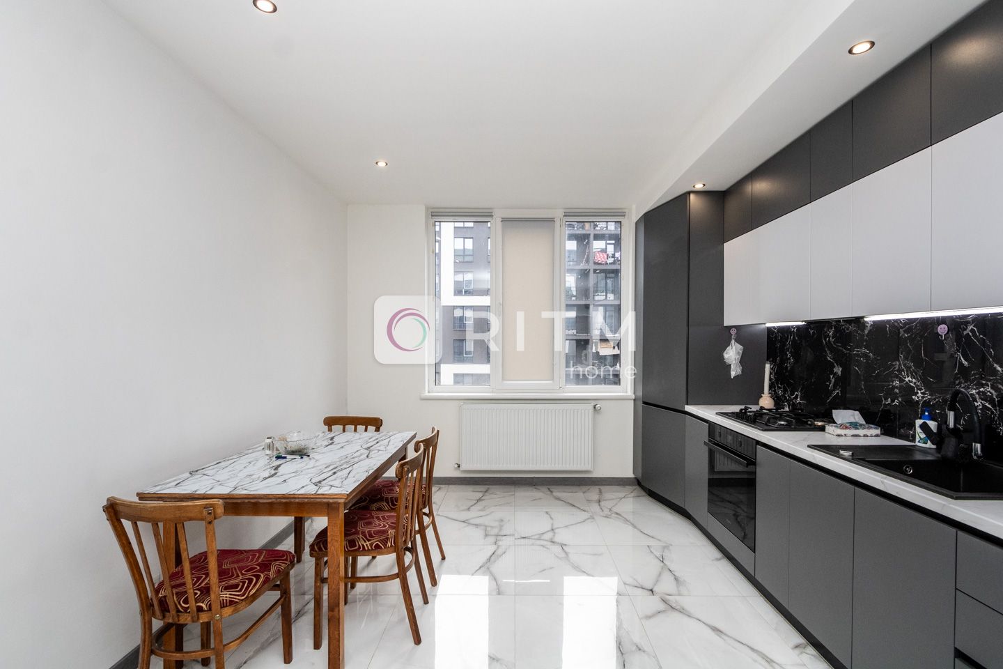 Modern 2-Bedroom Apartment with Individual Heating