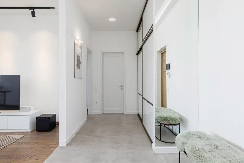 2-Room Apartment with Terrace and Balcony in New Building