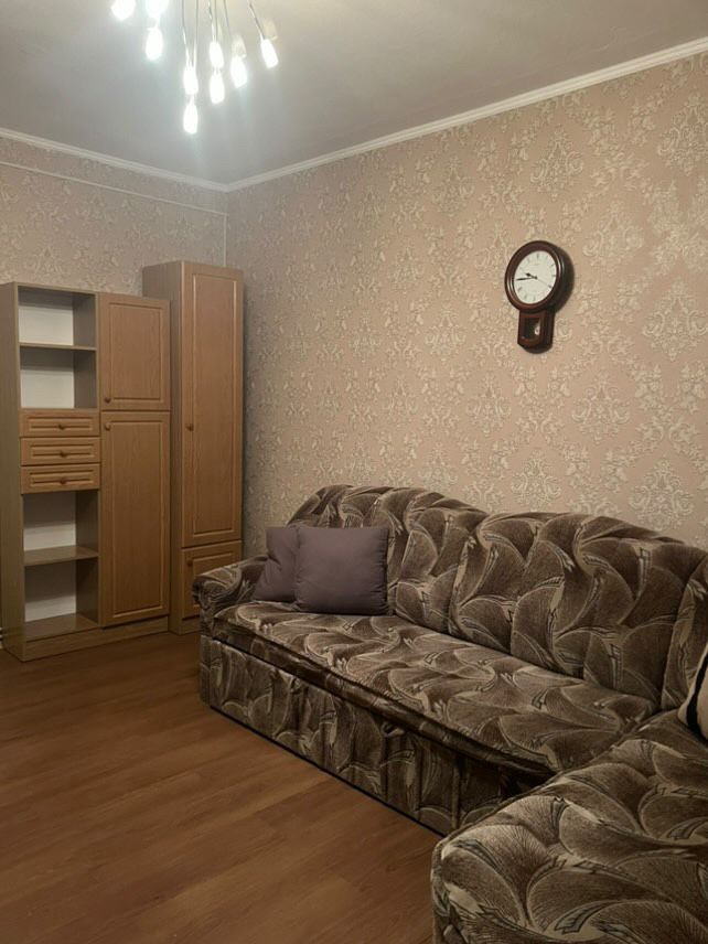 3-Room Apartment in Legotskogo Street, Uzhgorod