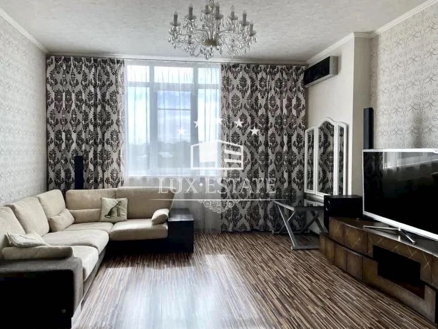Spacious 2-room apartment in Atoll Complex near Kholodna Hora Metro