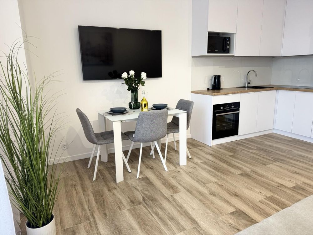 Sea View Apartment with Designer Interior on Osipova Street