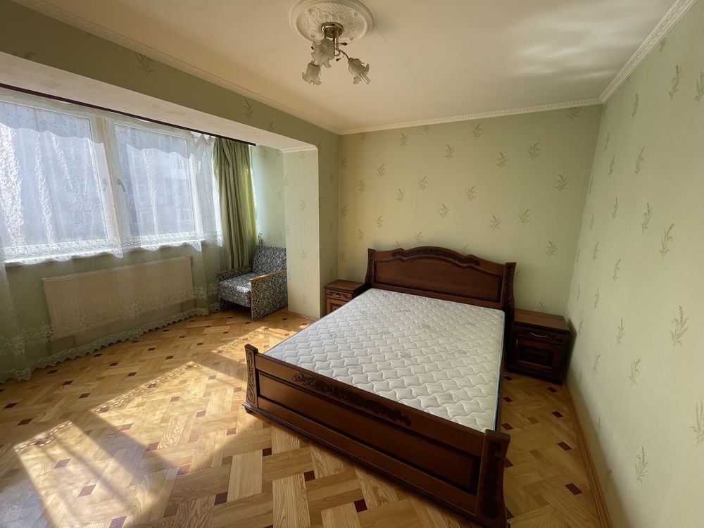 2-Room Apartment on Konovaltsia Street, 3rd Floor, Fully Furnished
