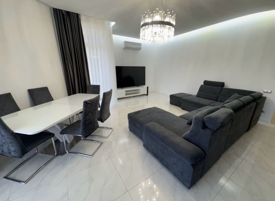 2-Bedroom Apartment in Silver Park with Premium Amenities