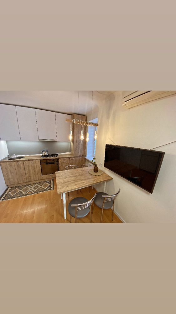 Modern Studio Apartment with Walk-in Closet