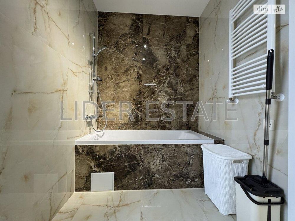 2-Bedroom Apartment in Central Uzhhorod with Designer Interior