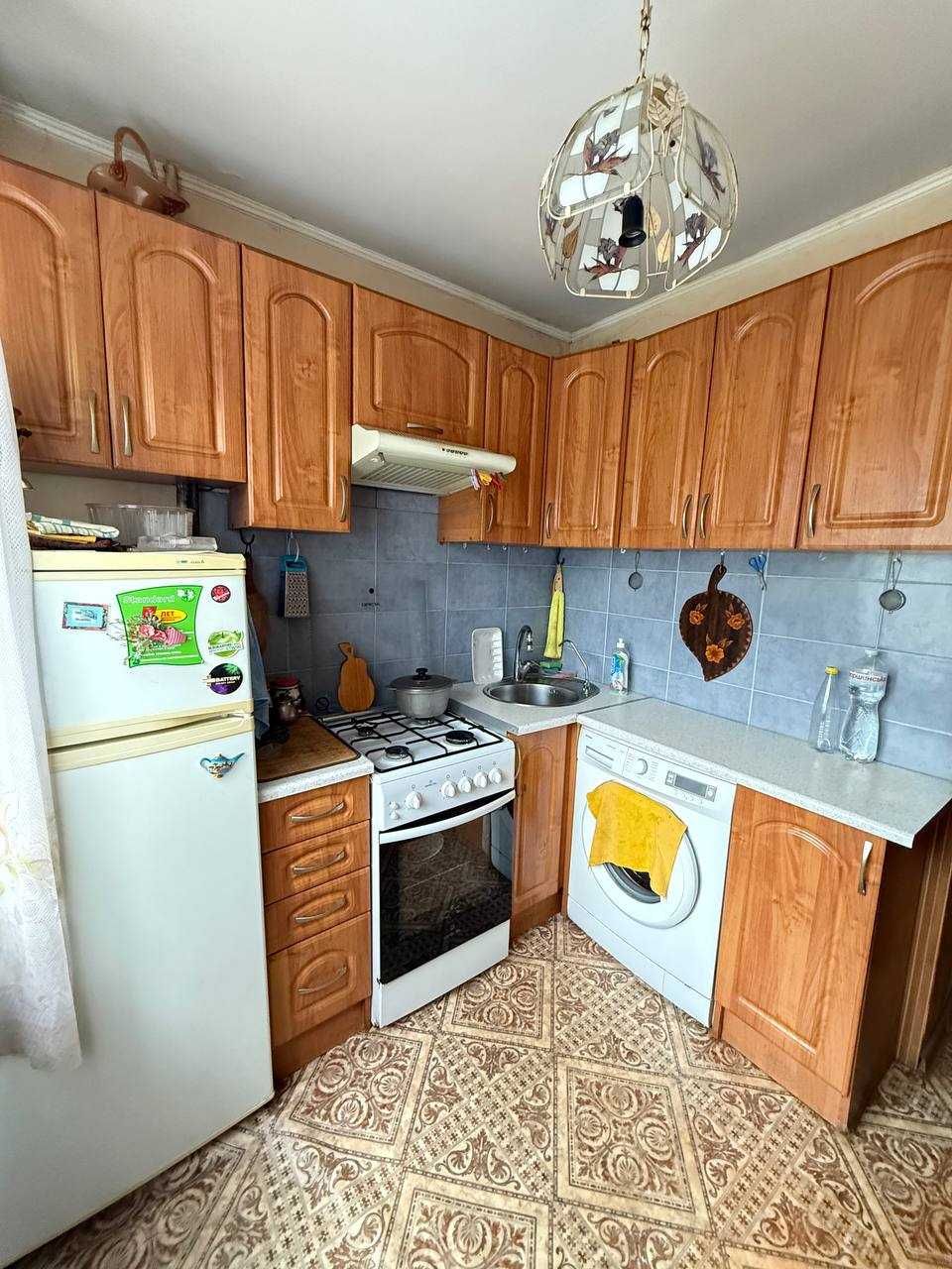 1-Room Apartment on Chornovola Street near McDonald's