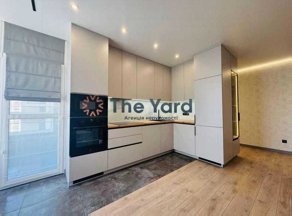 New Two-Bedroom Apartment in Warsaw 2 Complex with Designer Renovation