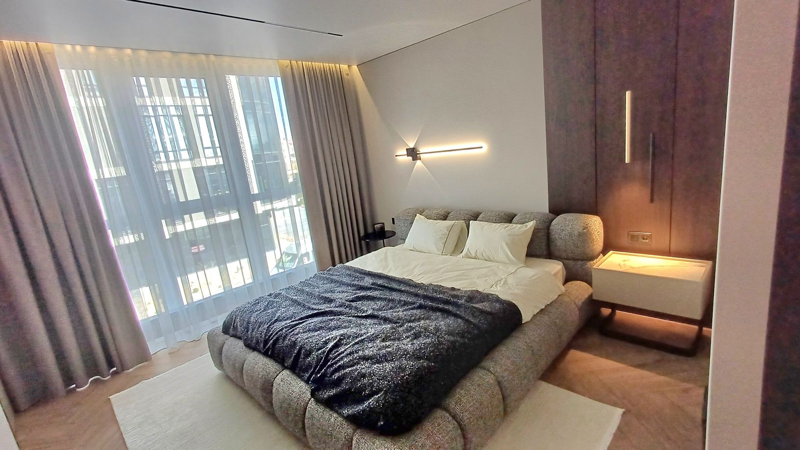 Elegant Designer Apartment in Parus Premium New Building