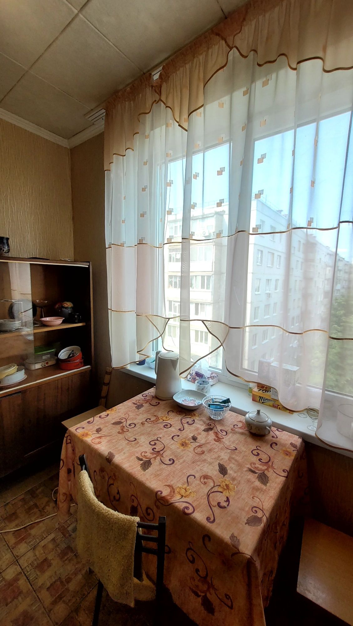 Spacious 2-room apartment near Saltovskoe metro, 7th floor