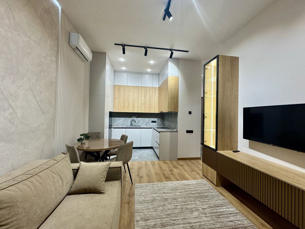 1.5-room apartment with terrace in Park Land residential complex